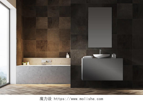 深色瓷砖浴室内有木地板浴缸灰色一个狭窄的垂直镜子水槽